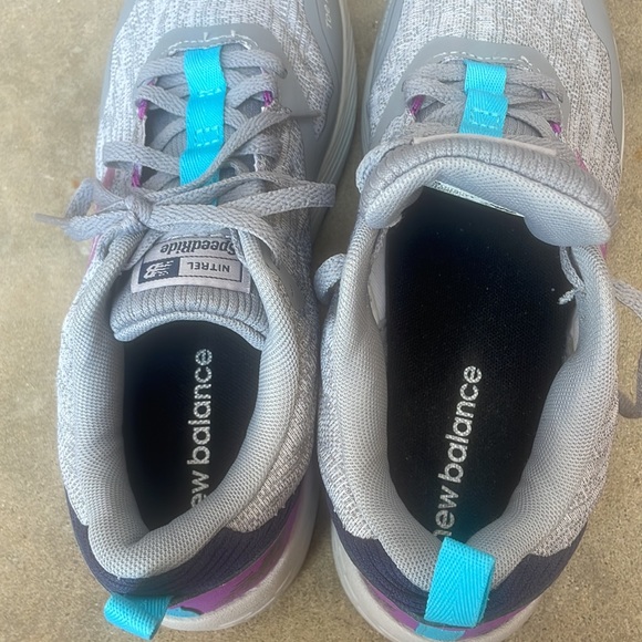 Like New New Balance All Terrain  Shoes! Size 7 - Picture 5 of 8